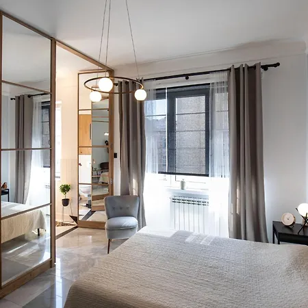 Centre Elegance: Kosancicev Venac Apartment Belgrade